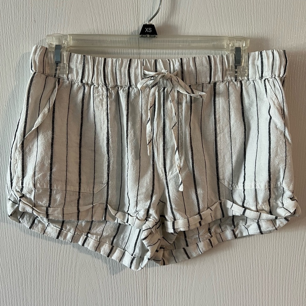 Lightweight off-white striped shorts